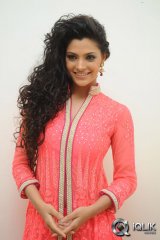 Saiyami Kher at Rey Audio Launch